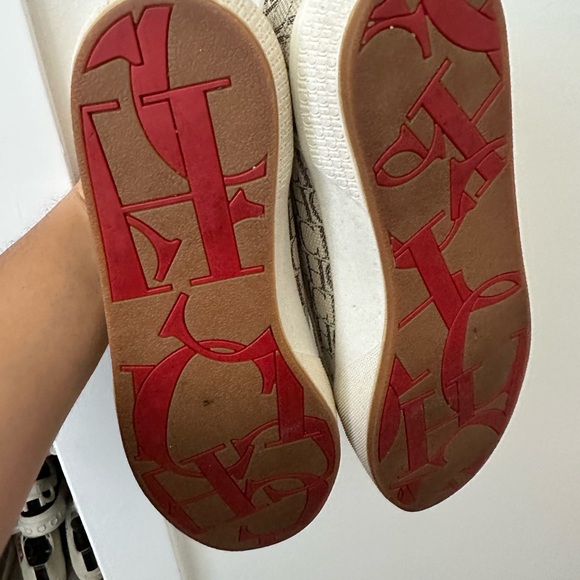 Carolina Herrera Canvas Sneakers with Patterned Design size US8 - Picture 7 of 7